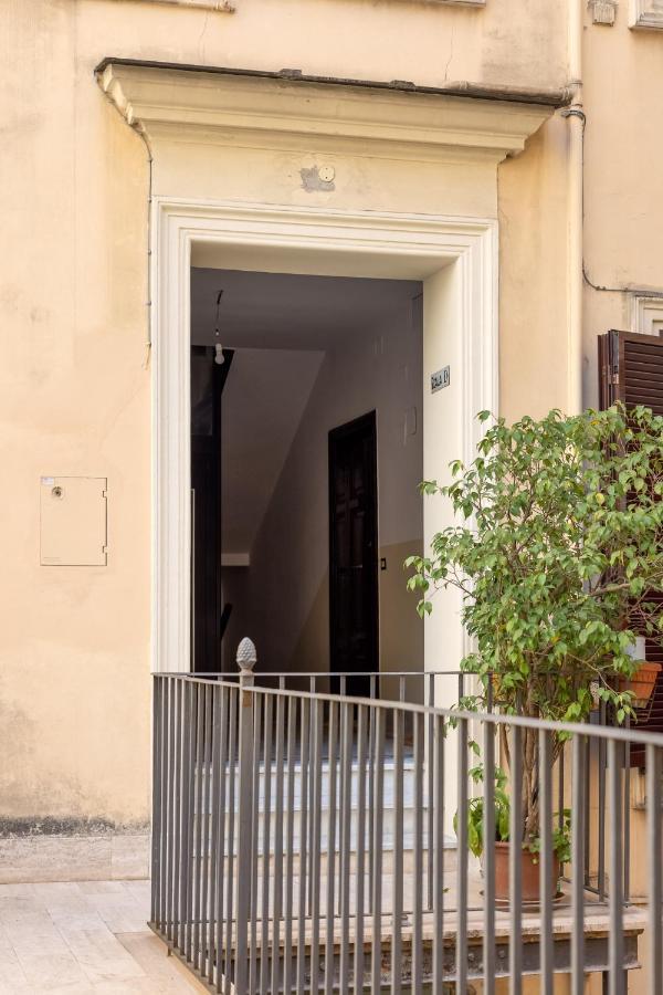 Appartement Ht Apt Mameli 40 à Rome Extérieur photo